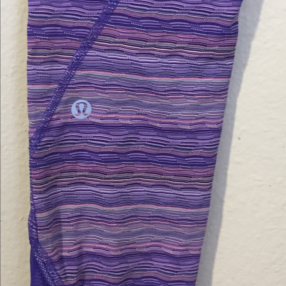 LULULEMON ,Purple stripes leggings (6)w/mesh - Picture 15 of 16